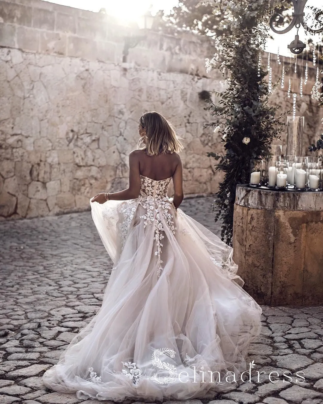 A-line Sweetheart Appliqued Beach Wedding Dresses Rustic Bridal Gowns SEW011