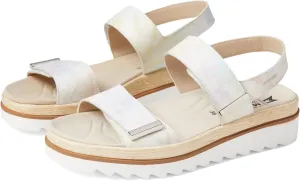 Dominica Mephisto Flat Sandals, Multicolored Kigali