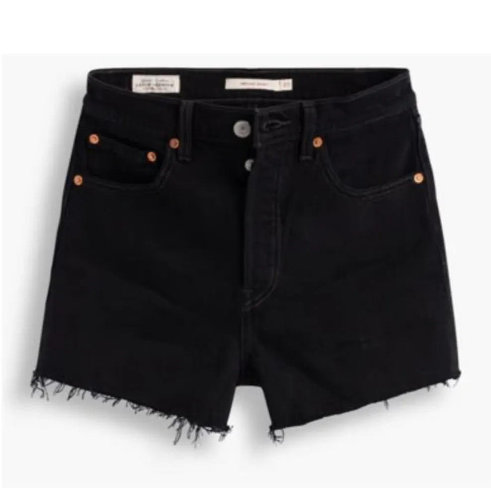 RIBCAGE SHORTS | LATE SHIFT BLACK